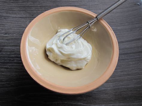 Homemade Creme Fraiche – Decadence Made Easy