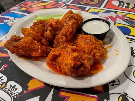 Wingin’ It …at The Chicken or the Egg | Dining | atlanticcityweekly.com