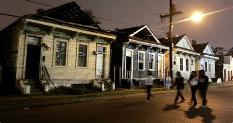 New Orleans of Future May Stay Half Its Old Size - The New York Times