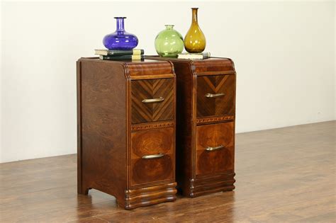 Pair of Art Deco Waterfall Design Vintage Nightstands, Matched Grain