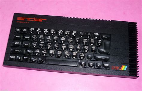 Retro Treasures: Sinclair ZX Spectrum 128k