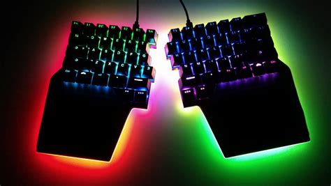 ‘Raise’ Is A Split Keyboard Designed For Competitive Gaming | Ubergizmo