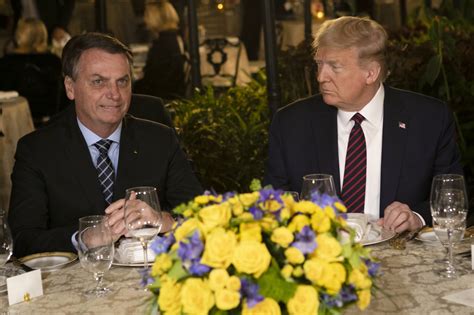 Trump and Bolsonaro Discuss Venezuela Over Mar-a-Lago Dinner - Bloomberg