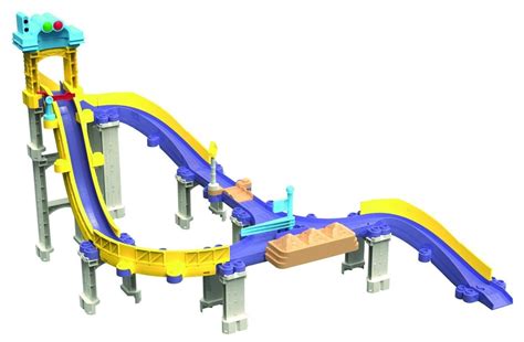 Amazon.com: TOMY Chuggington Stack Track Brake Training Playset: Toys & Games | Playset ...