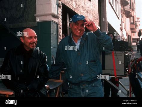 THE PRINCESS DIARIES HECTOR ELIZONDO, Director GARRY MARSHALL Date: 2001 Stock Photo - Alamy