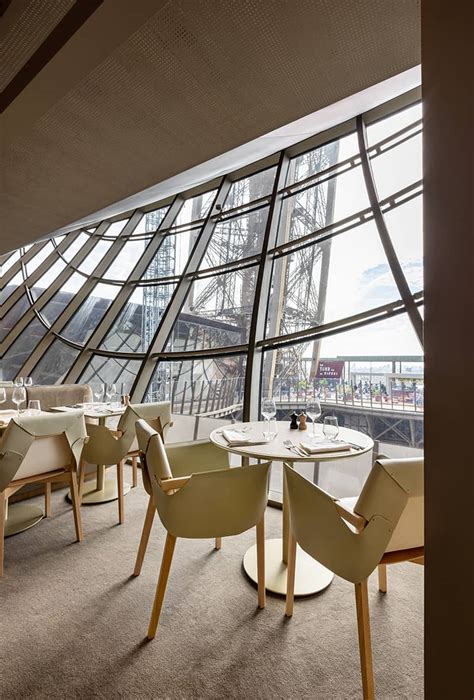 Madame Brasserie, the new 1st floor brasserie reopens - The Eiffel Tower