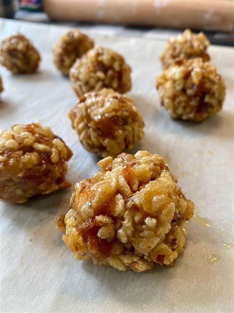 Date Nut Balls Date Ball Recipes With Rice Krispies, Cookies With Rice ...