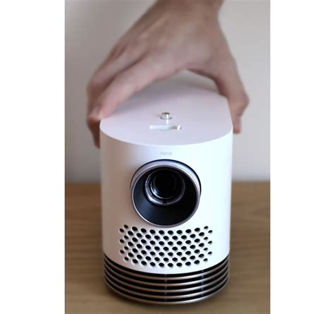 LG to unveil world’s lightest 2,000 lumens Full HD laser projector at ...