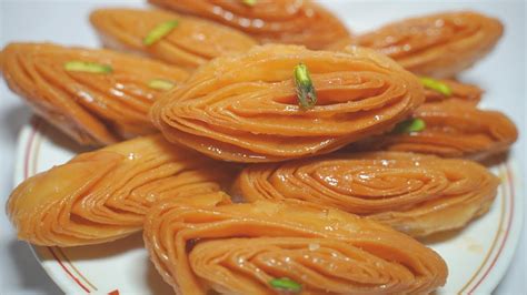 khaja Gaon Sweet recipe खाजा कैसे बनाते हैं |Crispy Khaja Indian Khaja,Khaje Sweet recipe[Cc ...