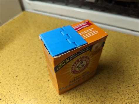 Baking Soda Box Lid v2 - With PiP hinge! by Jamehz | Download free STL ...