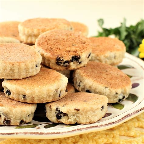 Welsh Cakes (Skillet Cookies) | Kitchen Frau