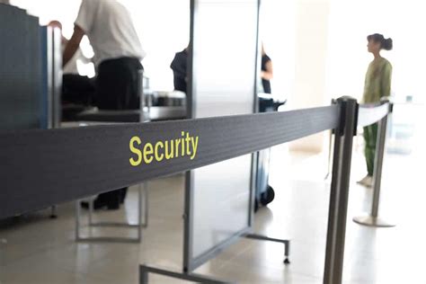 Full Guide: How To Get Through Airport Security Faster? - airssist