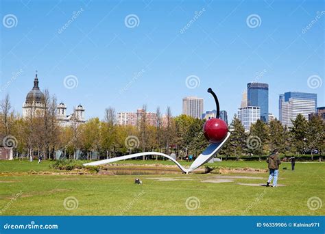 Minneapolis, USA - April 11, 2012: Minneapolis Sculpture Spoon and Cherry Editorial Photo ...