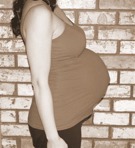 Oh Boy! Oh Boy! Oh Boy!: Baby Bump Update -- 34 Weeks