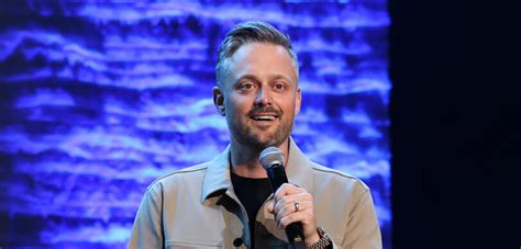 Nate Bargatze Tickets & 2025 Big Dumb Eyes Tour Dates | Vivid Seats