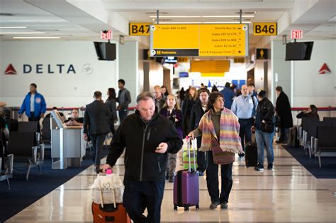 Delta Air Lines opens revamped terminal at JFK Airport - WSJ