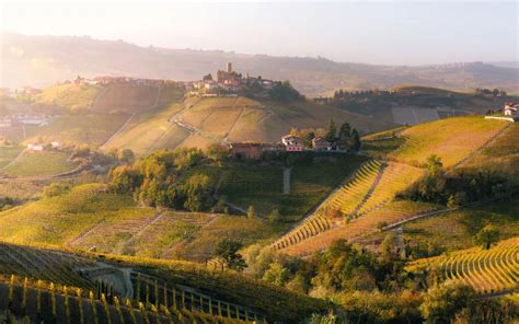 Landscapes of Piedmont: from lakes to mountains - Italia.it