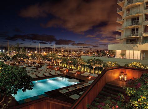 Hilton Vacation Club The Modern Honolulu | Go Hawaii