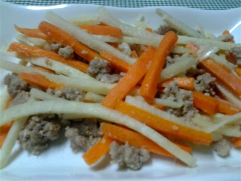 One Filipino Recipe at a Time: Ginisang Ubod (Sauteed Heart of Palm)