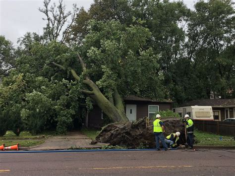 First tornadoes in 18 years hit Sioux Falls, leaving destruction in ...