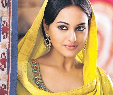 americanspot911: Sonakshi Sinha