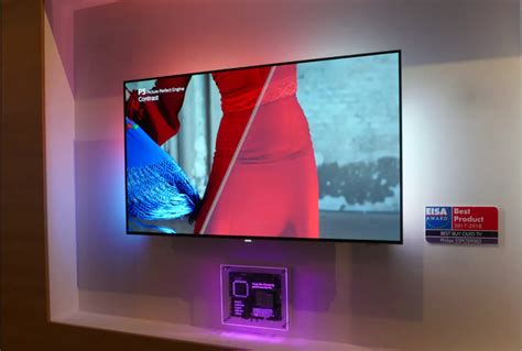 What are the advantages of OLED TVs | Splaitor