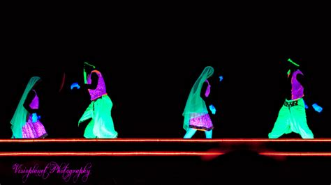 The Glow In The Dark Dancers - Visioplanet Photography