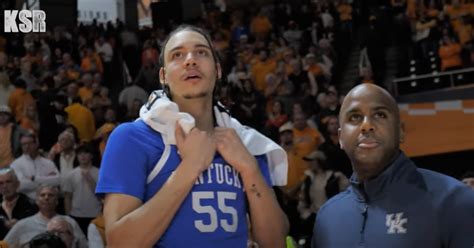 WATCH: Kentucky players celebrate upset of No. 5 Tennessee