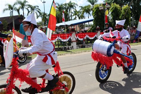 Lomba Sepeda Hias dan Landak Fashion Carnaval, Polres Landak Kerahkan Pasukan di Jalan ...