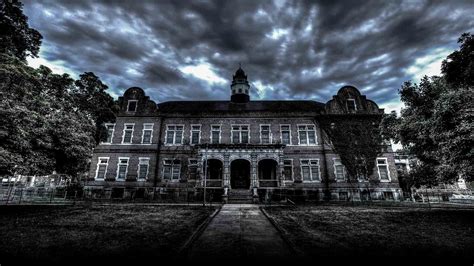 PennHurst Haunted Asylum - Pennsylvania Haunted House