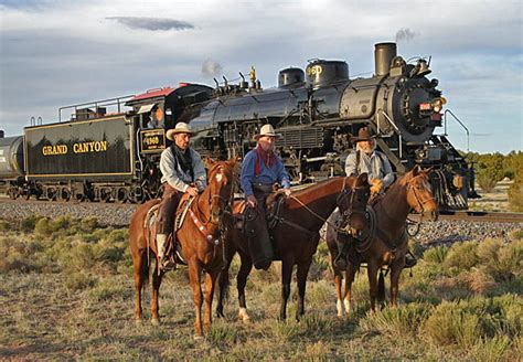 Grand Canyon Railway | Train ride along the Grand Canyon South Rim