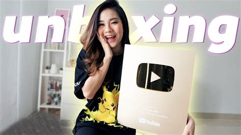 UNBOXING GOLD PLAY BUTTON!!! - YouTube