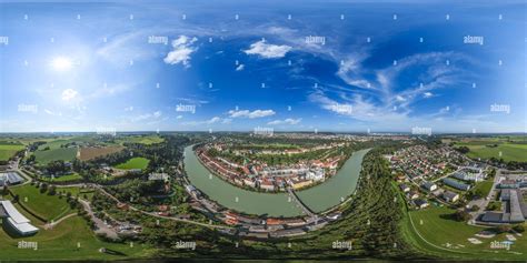 360° view of 360° - Aerial view to Burghausen and his famous castle - Alamy