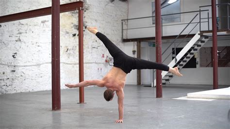 One Arm Handstand Shapes Online Program - Handstand Factory