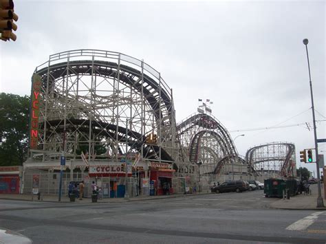 Cyclone | Roller Coaster Wiki | FANDOM powered by Wikia