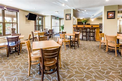 AmericInn by Wyndham Burnsville | Burnsville, MN Hotels