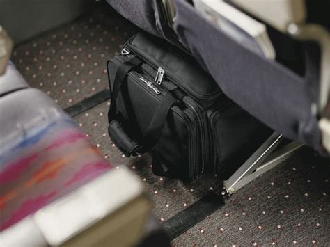 Top 7 Best Underseat Carry On Luggage Reviews - best7reviews