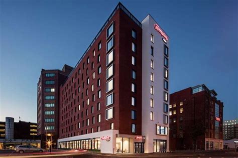 HAMPTON BY HILTON BELFAST CITY CENTRE - Now €119 (Was €̶1̶4̶4̶) - UPDATED 2024 Hotel Reviews ...