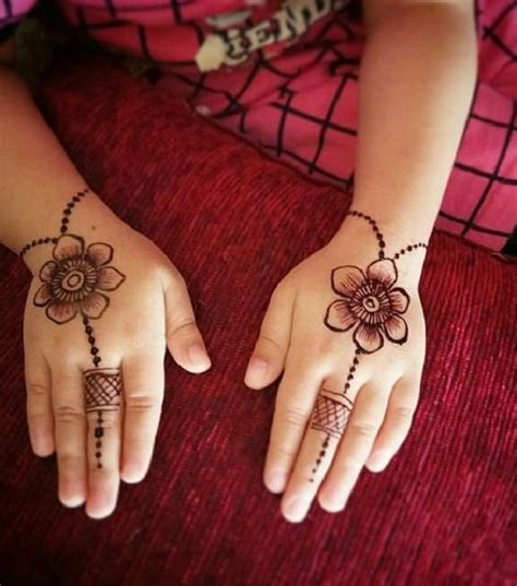 Cartoon & Simple Mehndi Designs For Kids: They Just Love Them!