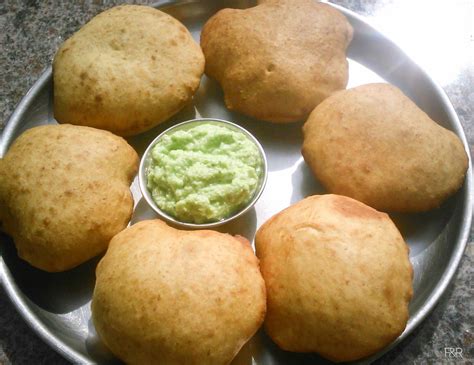 Mangalore Buns | Traditional Mangalore Recipe - Swayampaaka - ಸ್ವಯಂ ಪಾಕ