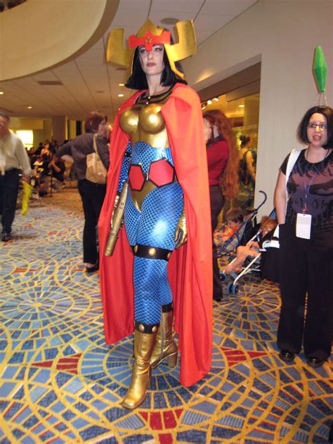 [cosplay catwalk] • Big Barda | cosplay by DJ Spider