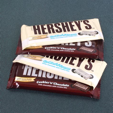 Hersheys Chocolate Bars @ Best Price | Giftacrossindia