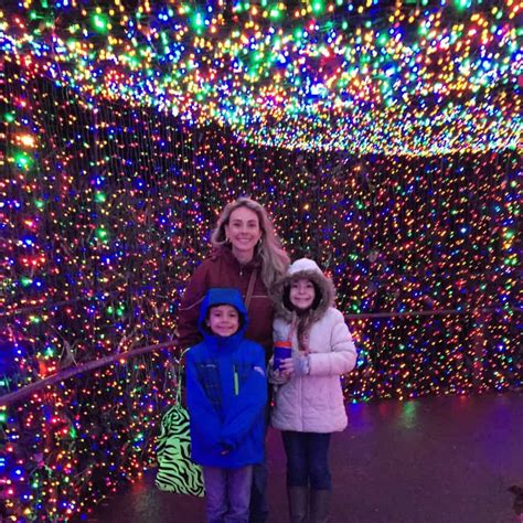 ZooLights at the Oregon Zoo - Mommy Travels