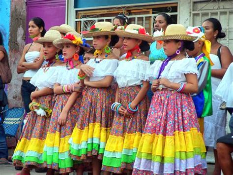 Picture Information: National Dress of Venezuela