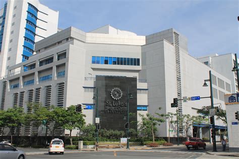 File:St Lukes Medical Center BGC.JPG - Wikimedia Commons