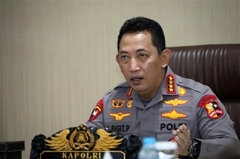 Kapolri Minta Polisi Hentikan Gaya Hidup Mewah - Koran Sulindo