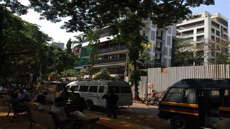 Loudspeaker row: Security heightened outside Raj Thackeray's residence