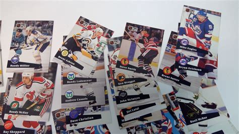 50 NHL Pro Set Hockey Cards 1992