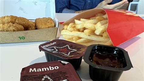 McDonald's new Mambo sauce: Review - Axios Washington D.C.