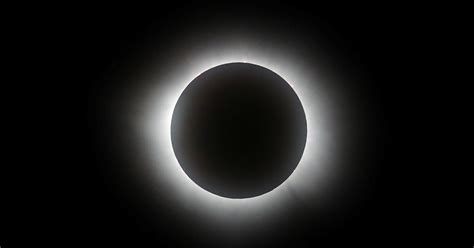 Las mejores fotos del eclipse solar total (2024) – 7 minutos